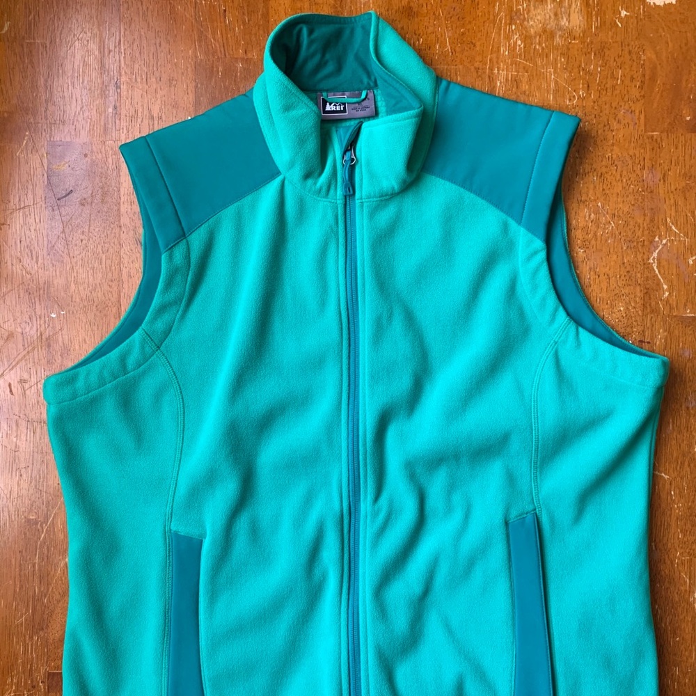 REI Women’s Mint Green Fleece Vest